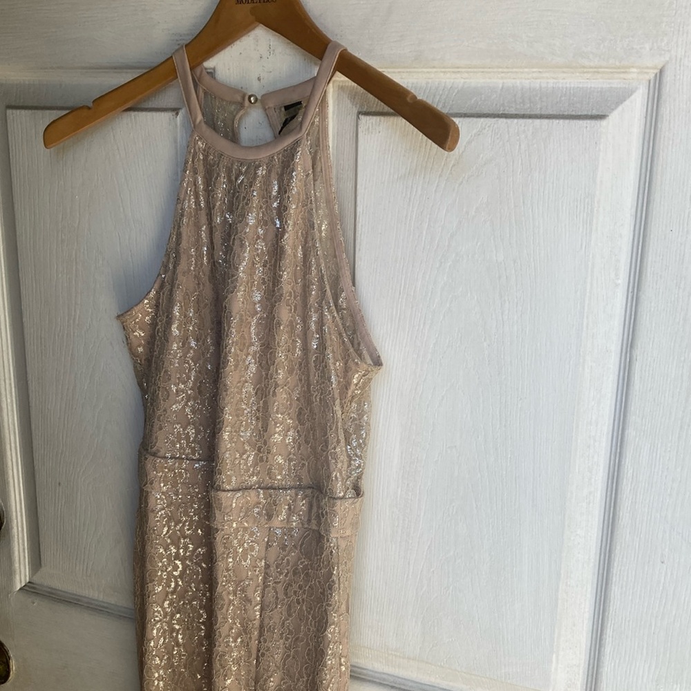 Windsor Tan Dress Elegant and Versatile